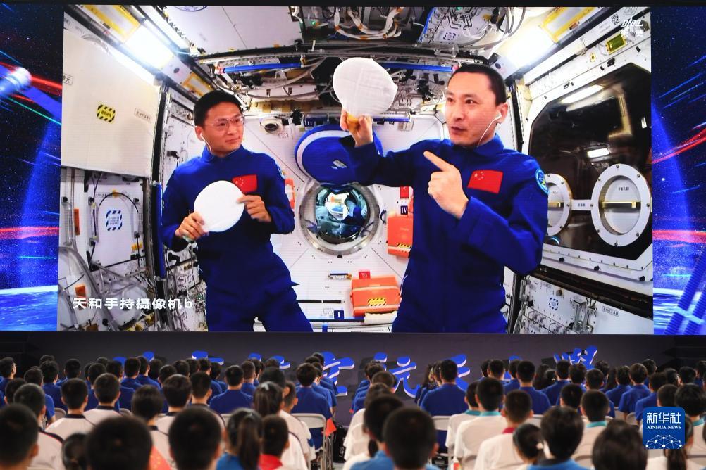 银河奇异果新用户15元